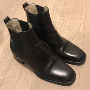 Bally boots